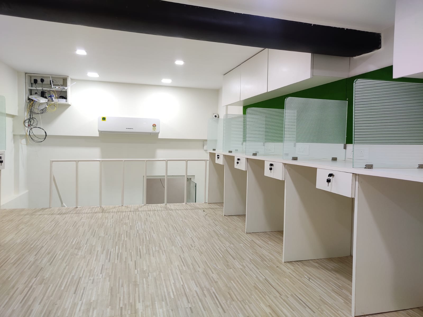 Crystal Plaza office interior 35